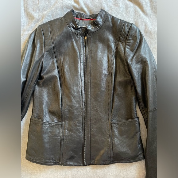 Genuine leather jacket from Banana Republic. Vintage jacket - Picture 2 of 10
